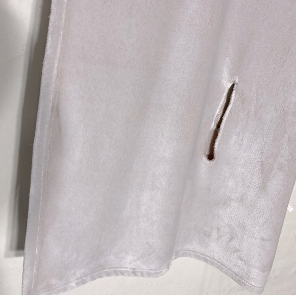 5/$25 La Vie En Rose Super Light Pink Faux Sherpa Cape Scarf Wrap - Picture 14 of 16